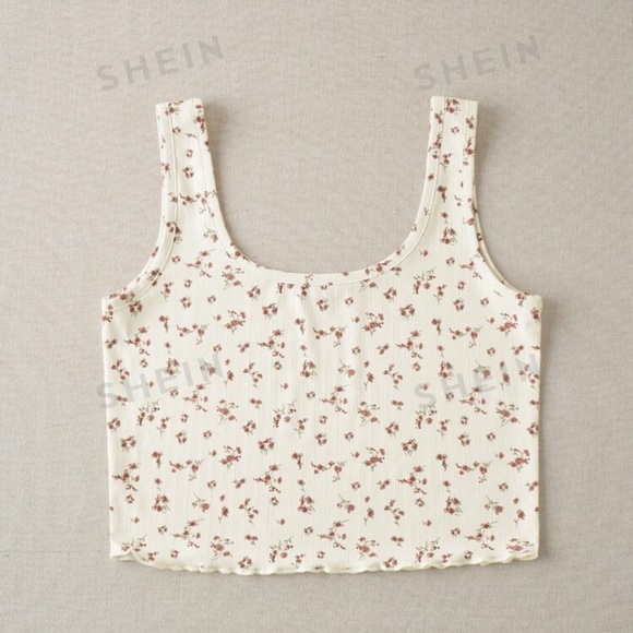 Ditsy Floral Print Lettuce Trim Crop Top - Picture 1 of 2